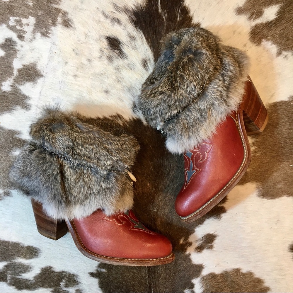Miss Capezio Rose Ankle boots with fur size 6 1/2 - Picture 8 of 8